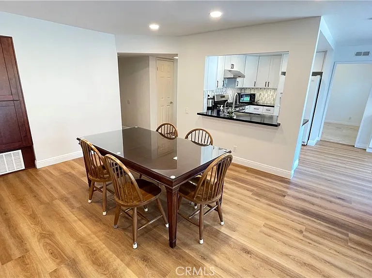 2085 Arbor Cir — Photo 15