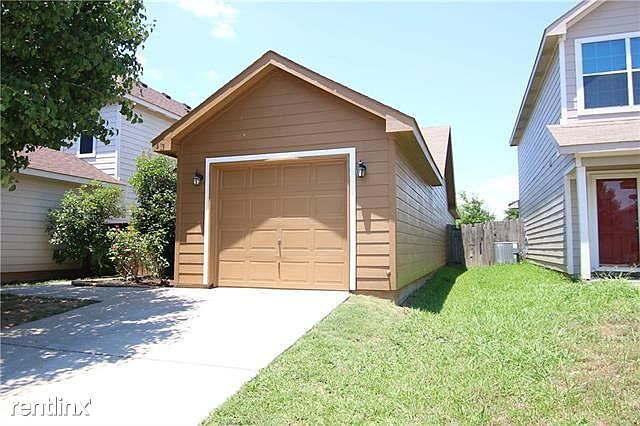 1st image of 1413 Pine Ln