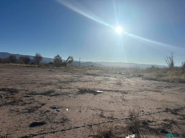 30 Saint Francis Dr, Tularosa, NM 88352