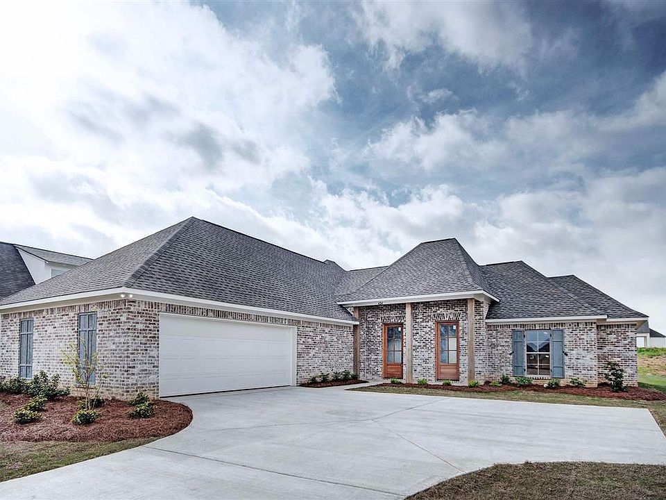 1st image of 424 Araglen Dr