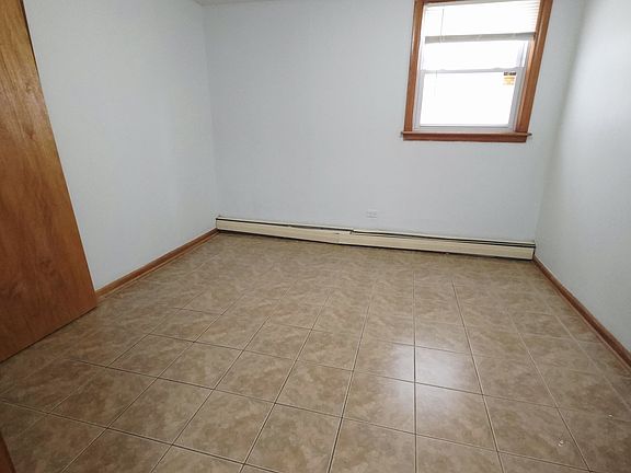 3rd image of 6008 S Komensky Ave Floor 1