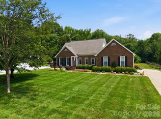 4516 Appaloosa Ln, Charlotte, NC 28215