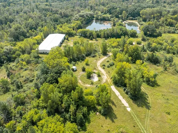 1639 ELM TREE LANE, Kewaskum, WI 53040