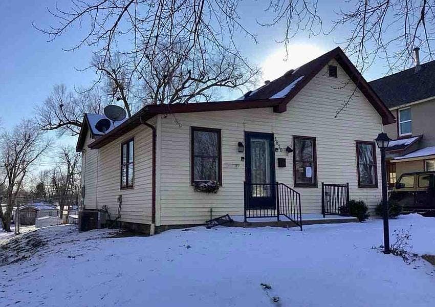 1st image of 1620 Spruce St