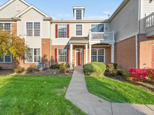 2237 Concord Dr Unit 2237, McHenry, IL 60050