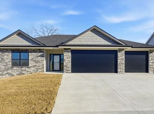 5356 W Ardmore St, Council Bluffs, IA 51503