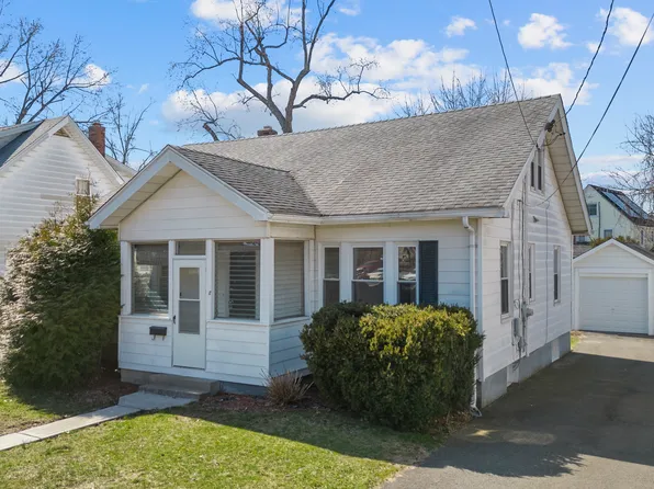 8 Robin Terrace, East Hartford, CT 06108
