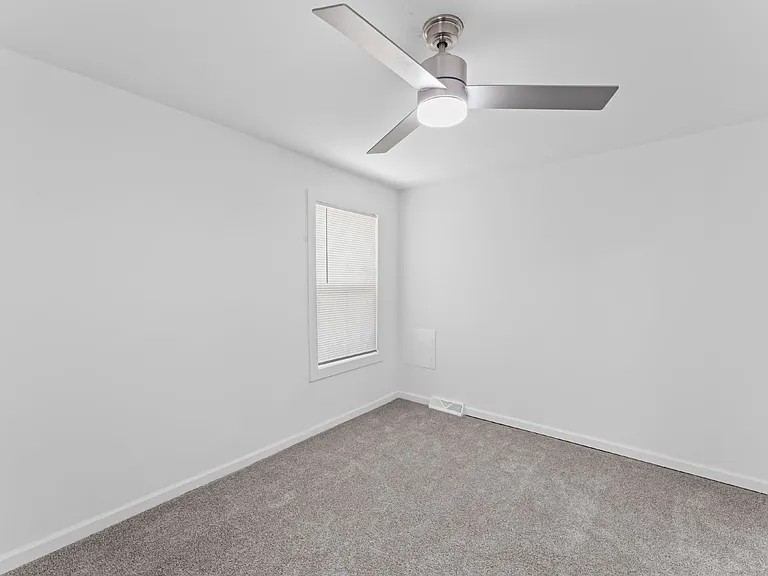 815 Kickapoo St — Photo 21