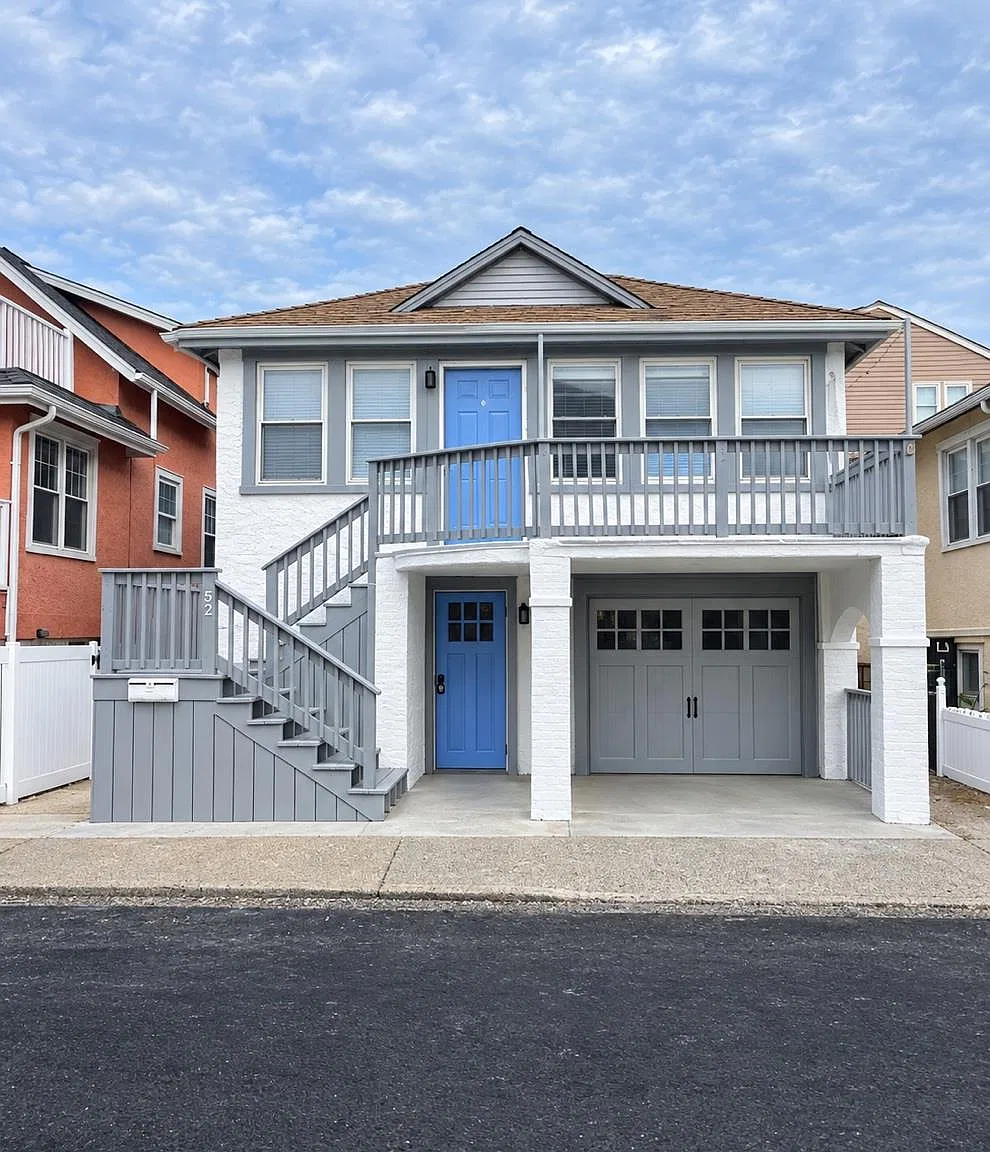 3 bed, 1.0 bath, 1100 sqft, $4,750 — Photo 1