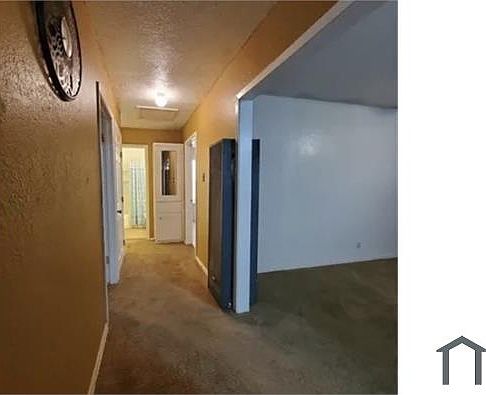 4th image of 1929 Archdale Dr