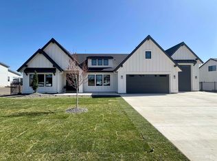 7143 E Osprey Estates Dr, Nampa, ID 83686