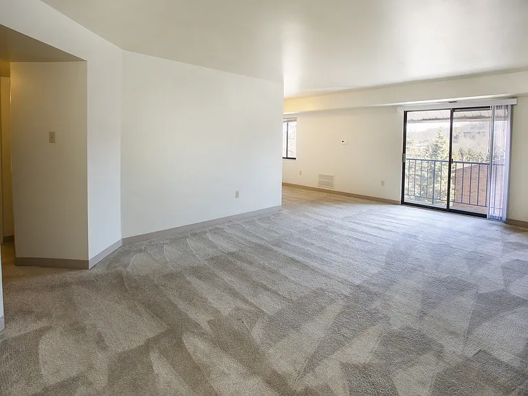 Forest Apartments — Photo 2
