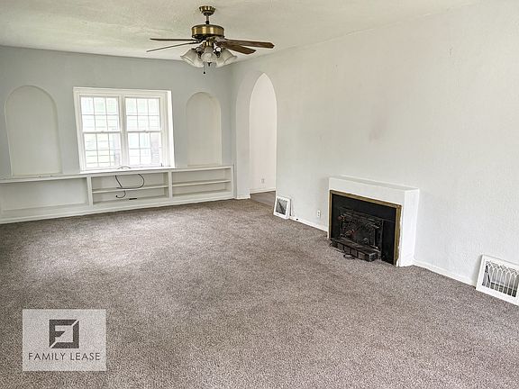3rd image of 1514 Chess Ave