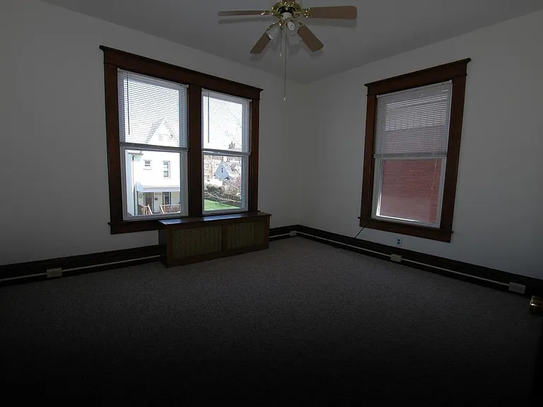 1516 Mifflin St — Photo 12