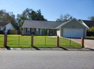 709 Oxford Rd, Ladson, SC 29456