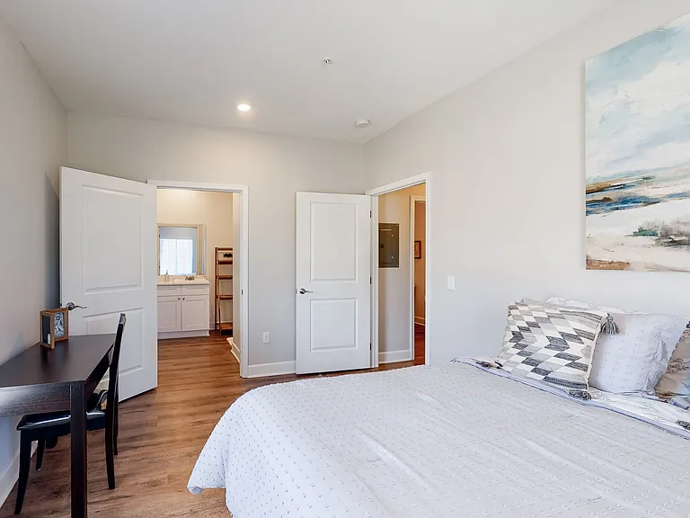 Coastal Club Apartments — Photo 14