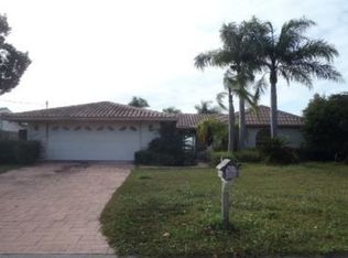 302 Driftwood Dr W, Palm Harbor, FL 34683