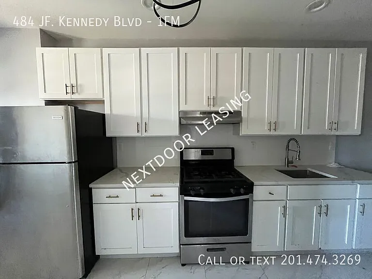 484 John F Kennedy Blvd #1FM — Photo 5