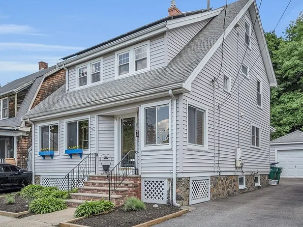 107 Victory Rd, Lynn, MA 01902