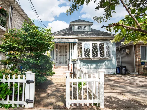 916 Hollywood Avenue, Bronx, NY 10465