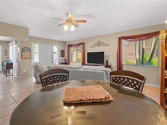 4th image of 6352 Royal Woods Dr