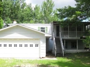 33450 Quincy St NE, Cambridge, MN 55008