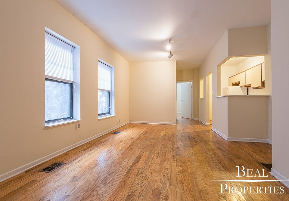 1st image of 654 W Cornelia Ave #6545