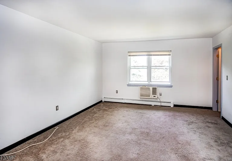 1130 Valley Rd #2B — Photo 5