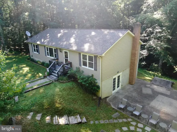 109 Old Farm Rd, Fredericksburg, VA 22406