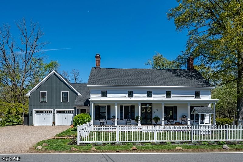 1st image of 27 Village Rd