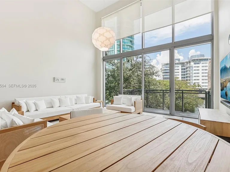 6000 Collins Ave #306 — Photo 43