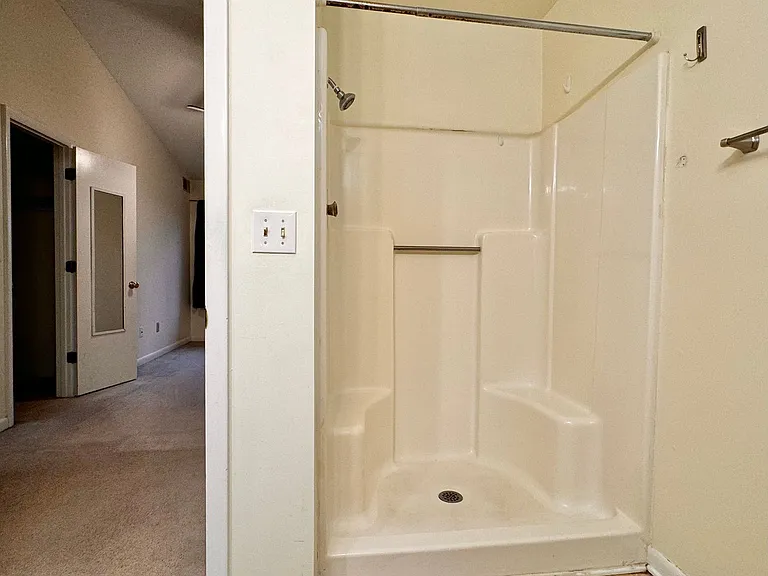 125 Turtle Creek Rd #11 — Photo 20