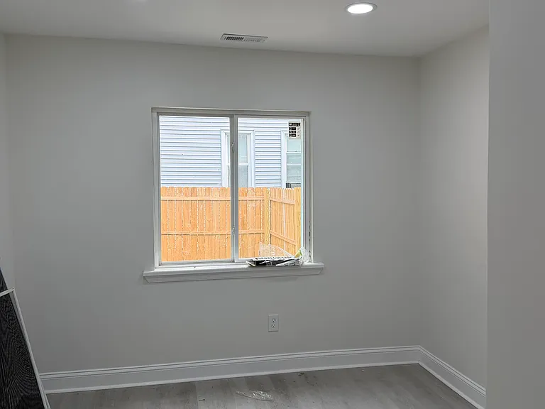 785 Chestnut St — Photo 1