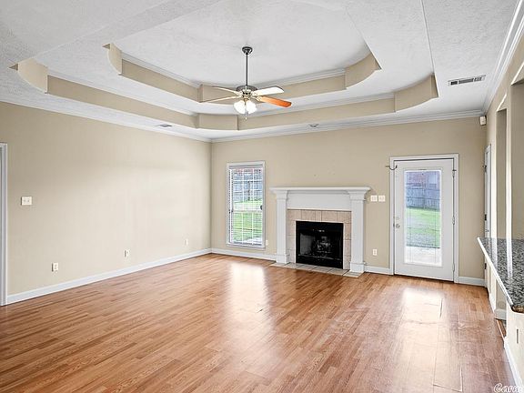 5th image of 13 W Brandon Ct