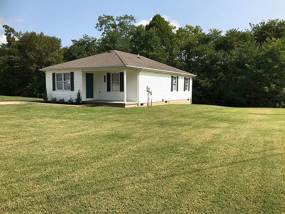 4th image of 1295 Arlington Dr