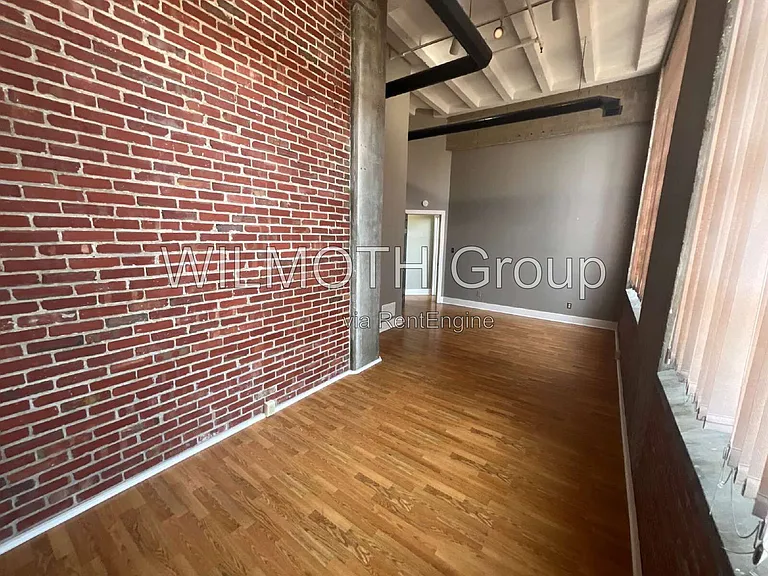 611 N Park Ave #302 — Photo 18
