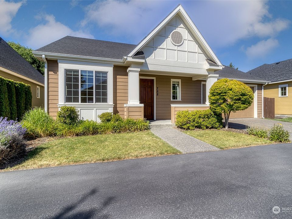 1st image of 758 SE Goldeneye Drive