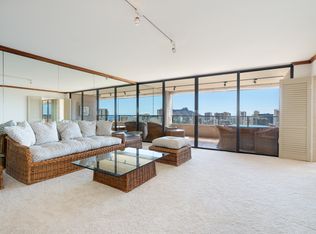 581 Kamoku St APT 3406, Honolulu, HI 96826