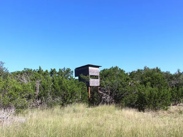 1030 Fairview Rd, Rocksprings, TX 78880