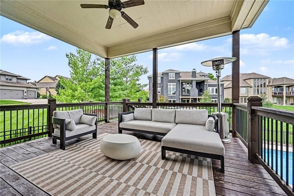 2910 NE 102nd Ter, Kansas City, MO - View 6