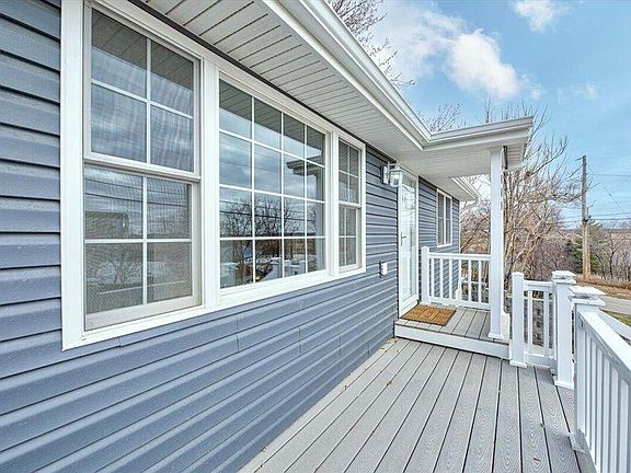 5th image of 909 Sunnyside Ave