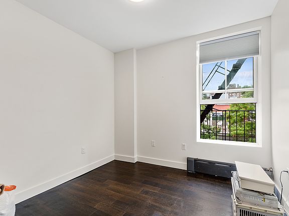 5th image of 88 Perry St APT 4F