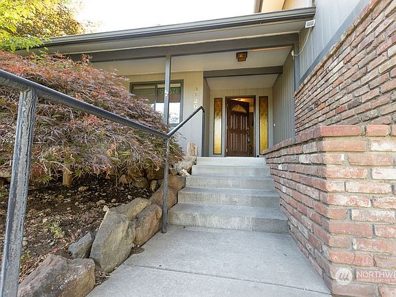 5th image of 3120 Brisbane Drive
