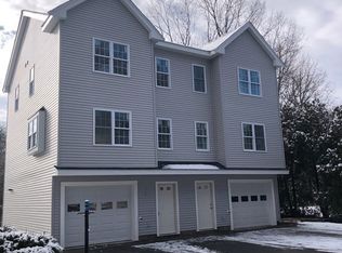 35 Fredonian St #K, Shirley, MA 01464