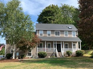 9808 NE Radio School Rd, Bainbridge Island, WA 98110