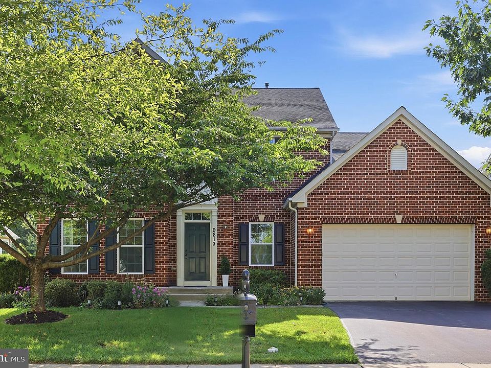 1st image of 9813 Notting Hill Dr
