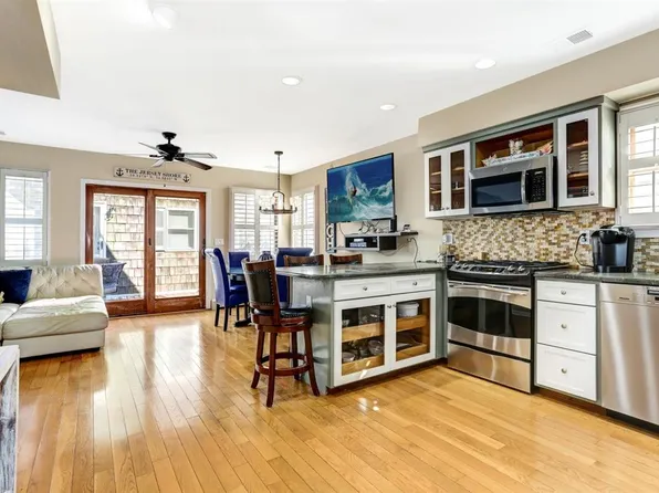 412 1st Ave, Manasquan, NJ 08736