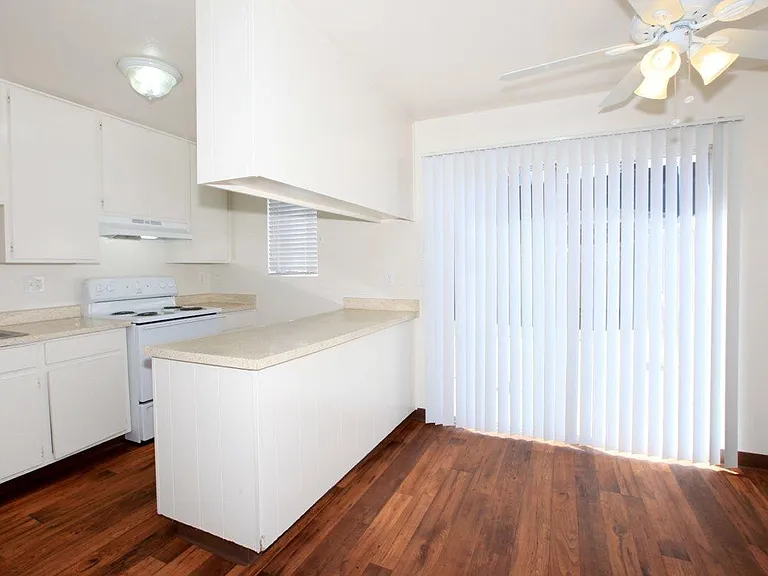 Anza Oaks Apartments — Photo 44