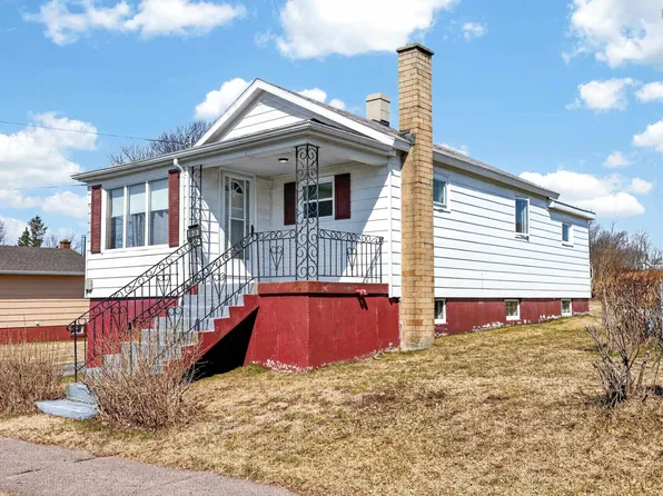 123 Maloney St, Sydney, NS B1N 2C7