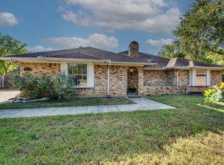 1203 Brookfield Ln, Mansfield, TX 76063